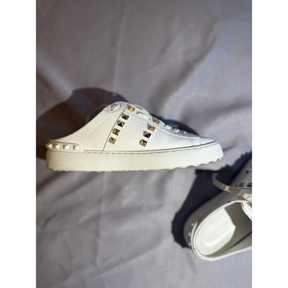 Valentino Garavani Untitled Rockstud Slide Sneakers White w/Gold Studs Sz 7-7.5 - Picture 14 of 14